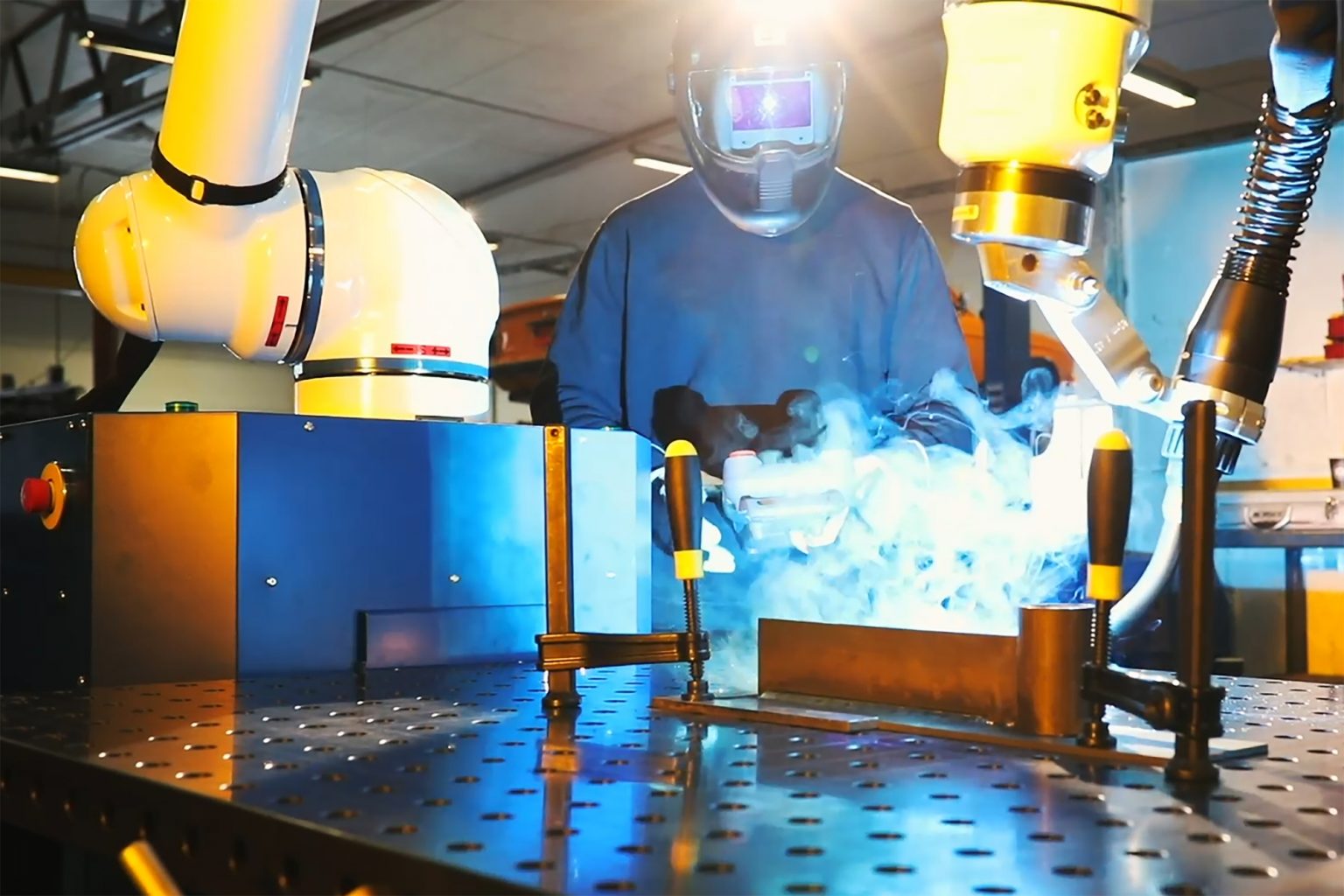 [partner] Cobot spawalniczy – najlepsze narzędzie do maksymalizacji wydajności i kontroli procesów spawania